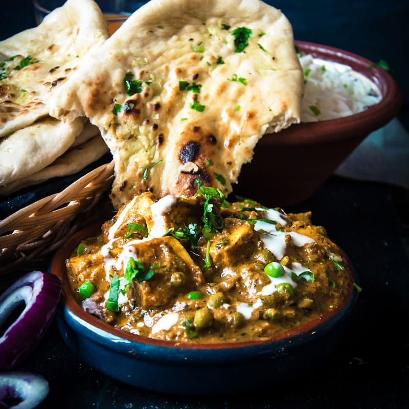 Kake Di Hatti Matar Paneer Naan