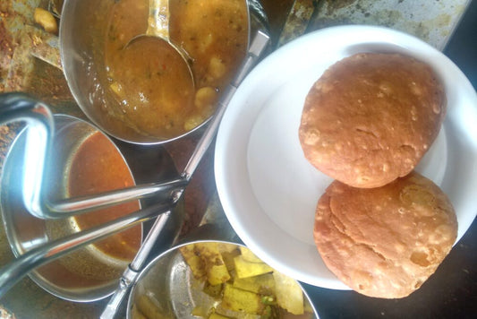 Khasta Kachori (2 plates)